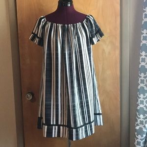 Women's off the shoulder Xhilaration dress.